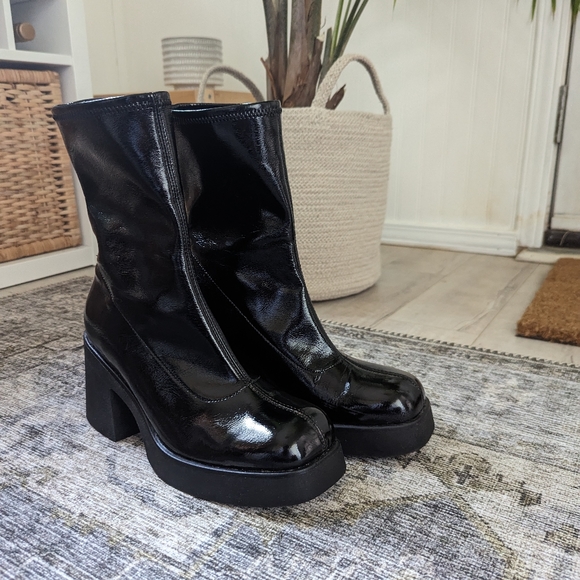 Call It Spring block heel boots - Picture 4 of 7